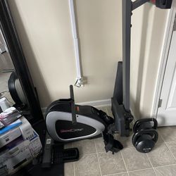 Fitness Reality Rowing Machine $200 OBO ( Ready For Pick Up )