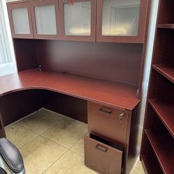 Executive Desk With Book Shelf