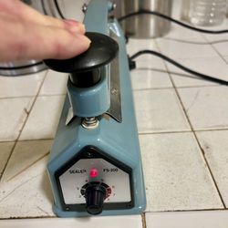 Impulse Sealer 
