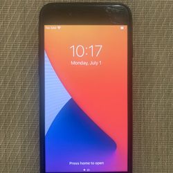 Apple iPhone 7 32GB Unlocked For Any Carrier Like New!