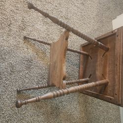 End Table/ SIDE TABLE