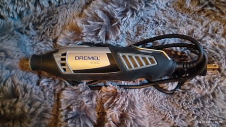Dremel 4000 Rotary Tool Only 4000-2/32 Variable Speed ALMOST NEW
