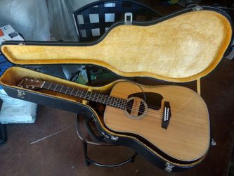 Ibanez V300 Acoustic/ Electric Guitar + Case - Vintage Japan