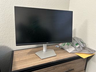 Dell Monitor 4K UHD 27 inch