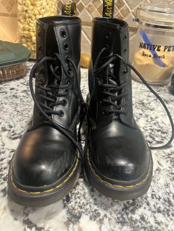 Dr. Martens
