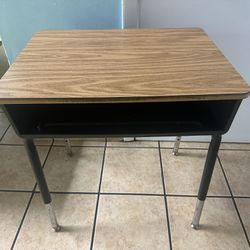 School Desk for Elementary students (25 tables available)