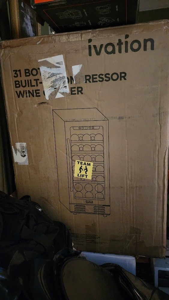 31 Bottle! Ovation Wine Cooler