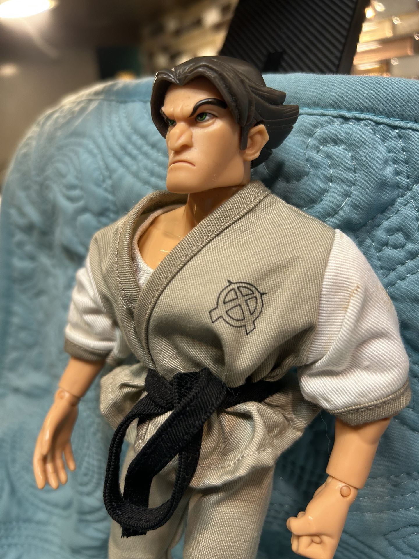 9” Logan X-Men Evolution Mutant Outcast Action Figure  Product Year 2001