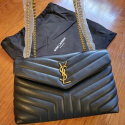 Shoulder Bag . Medium Size 