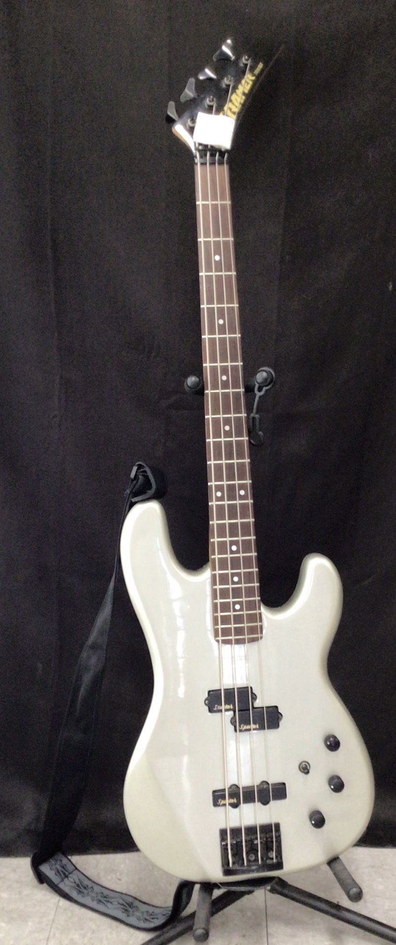 Kramer 700ST Bass Guitar