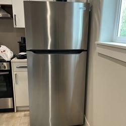 Frigidaire Fridge/Freezer