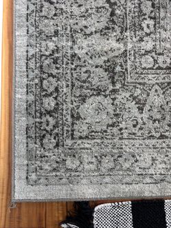 Sonoma 7’10” x 11’2” Rug