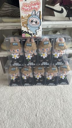 Pop Mart LABUBU Fall In Wild 