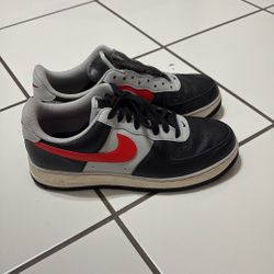 Nike Air Jordan Low Top Black/Red