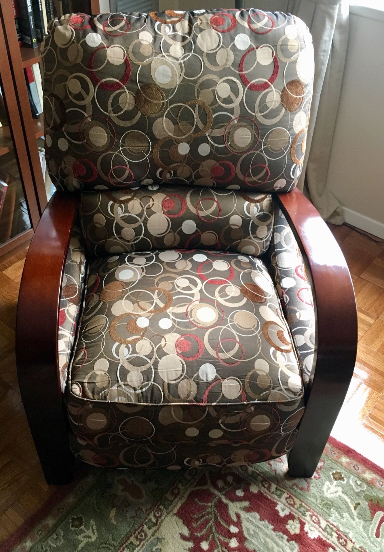 cloth recliner chair in great condition