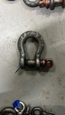7/8 steel anchor shackles