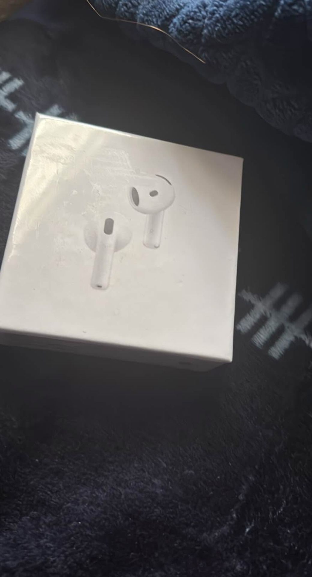 AirPods Gen 4