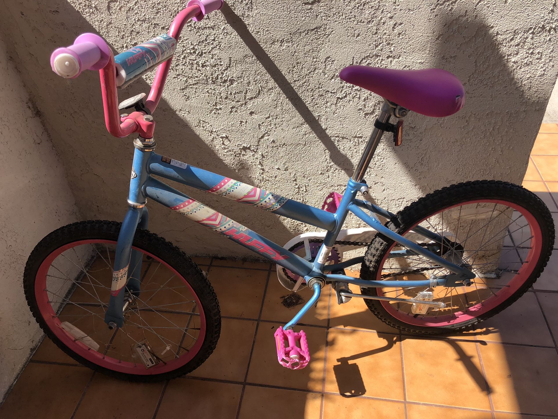 18’ girls bike. Gently used.