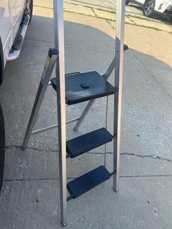 3 steps aluminum ladder