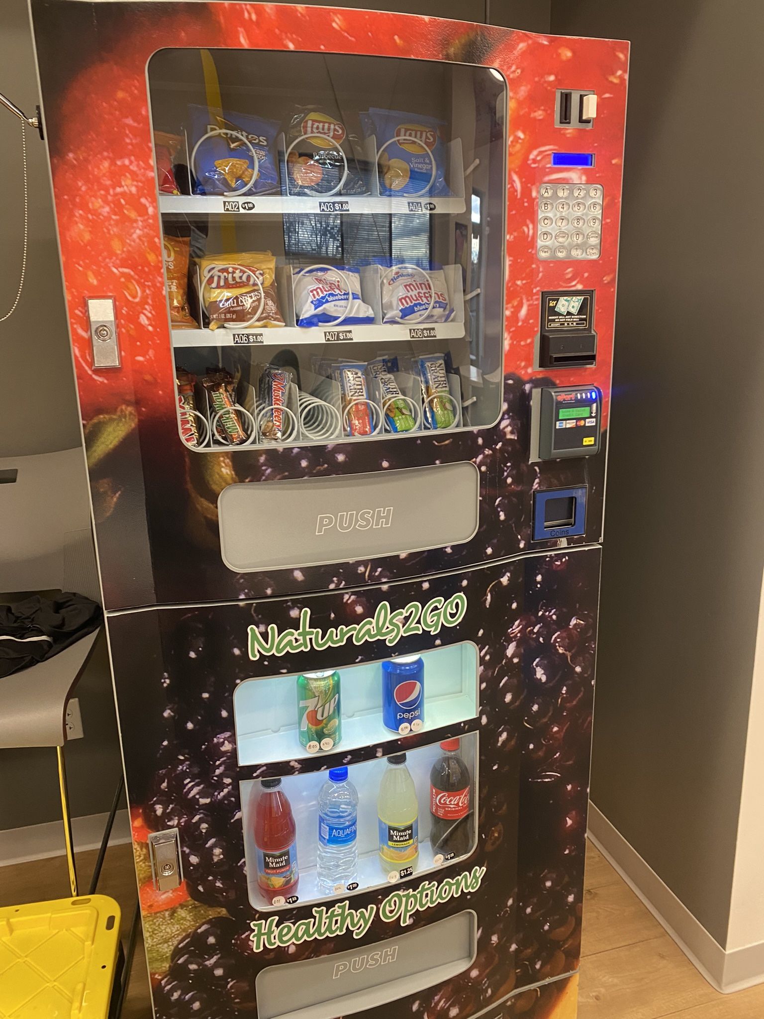 Combo Vending Machine - Newer Model - Naturals2GO