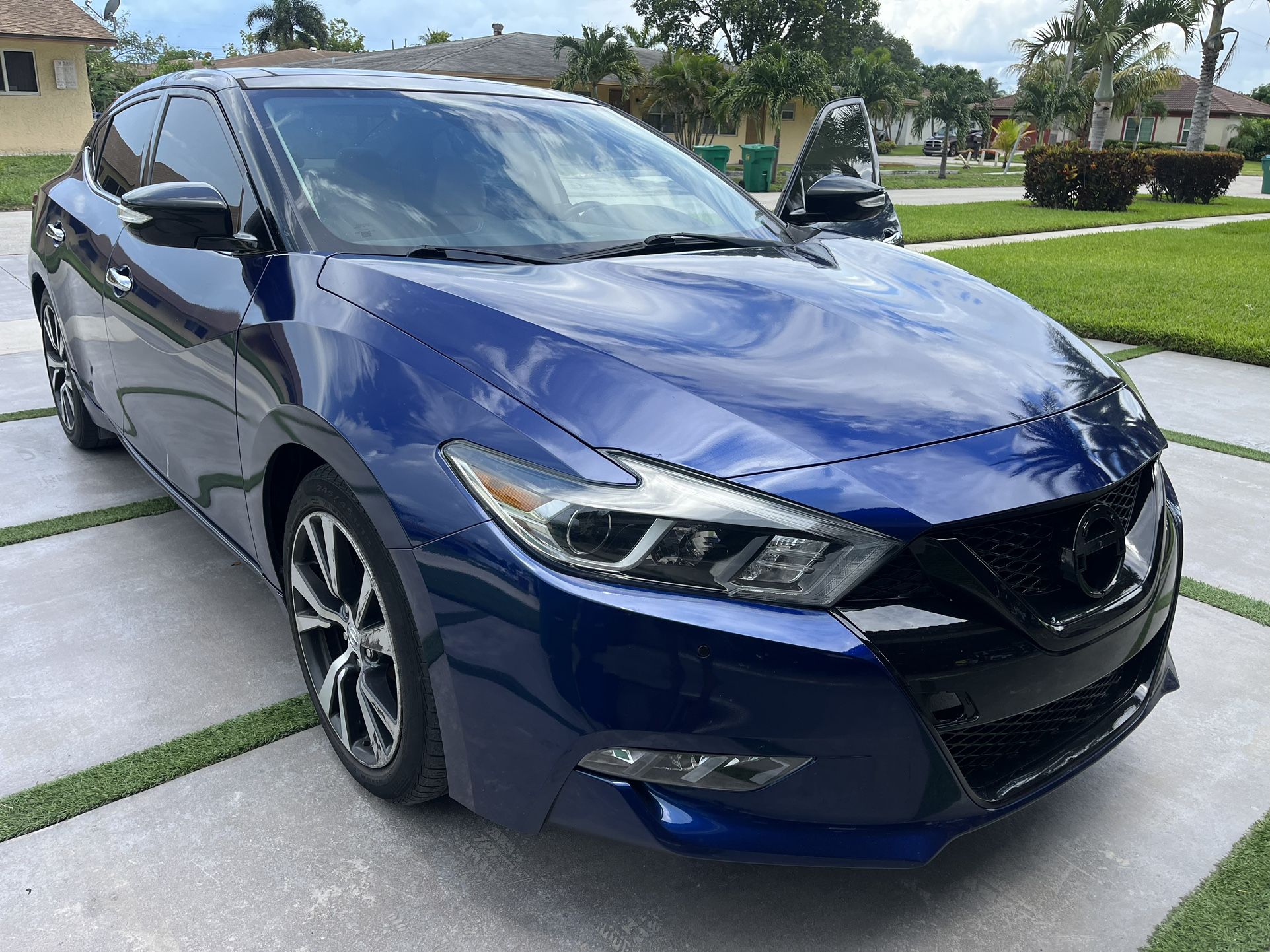 2016 Nissan Maxima