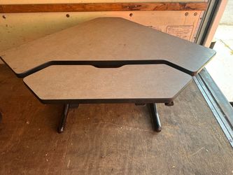 Adjustable Corner computer desk Only $30