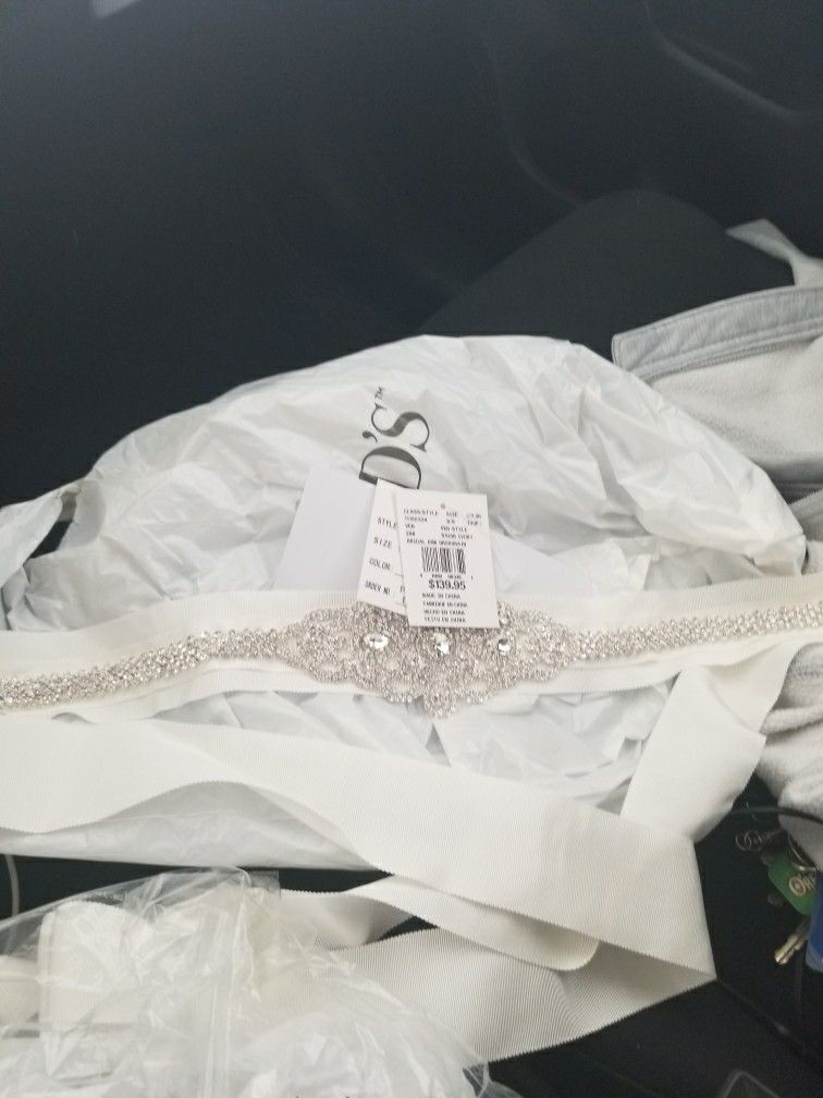 Wedding dress belt