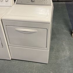 Whirlpool Cabrio White Gas Dryer