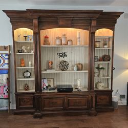 Habersham Display Unit