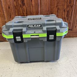 Pelican 30 Ice Chest 