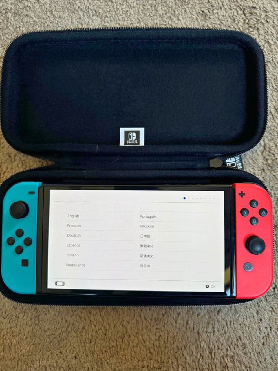 Nintendo Switch Oled W/case (260 FIRM) for Sale in Albuquerque, NM
