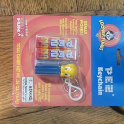 Looney tunes vintage pez dispenser