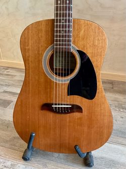 Oscar Schmidt OG-2M Acoustic Guitar w/ Gig Bag