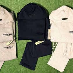 Essential Hoodie And Sweats 