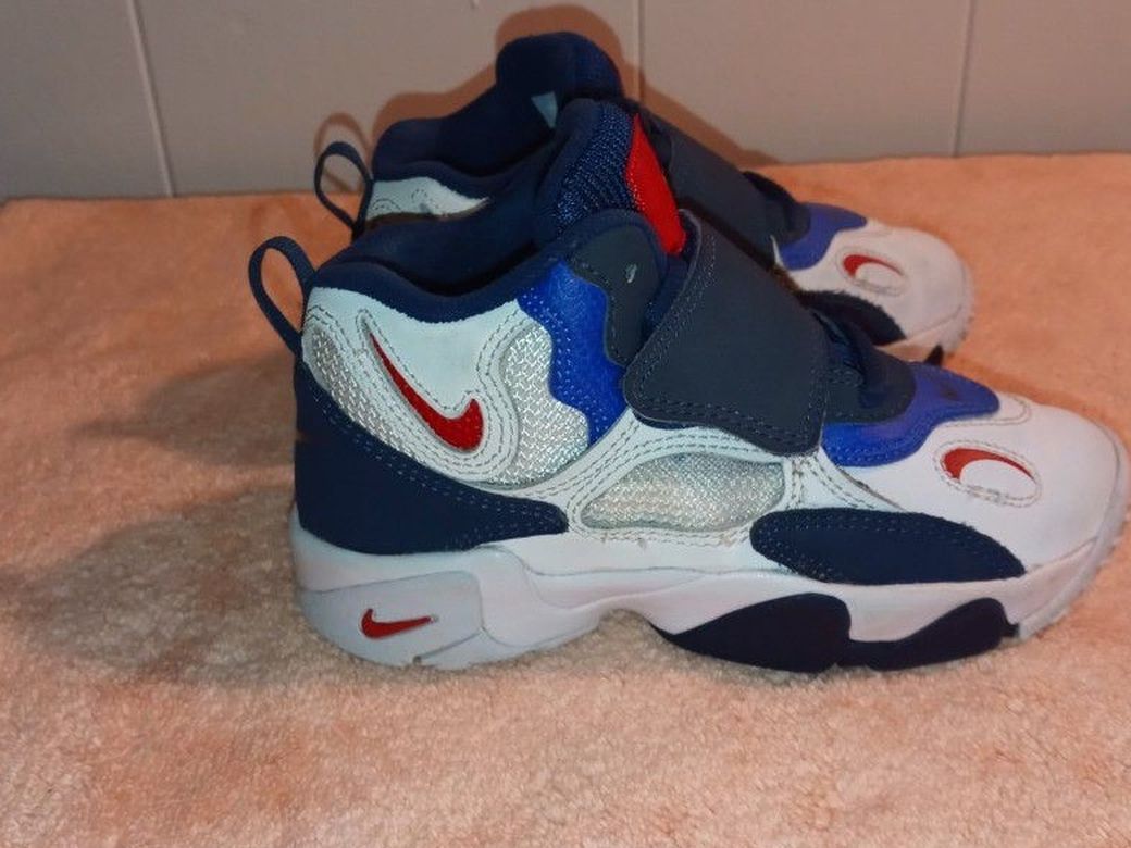 Nike Air Max Speed Turf Sneakers