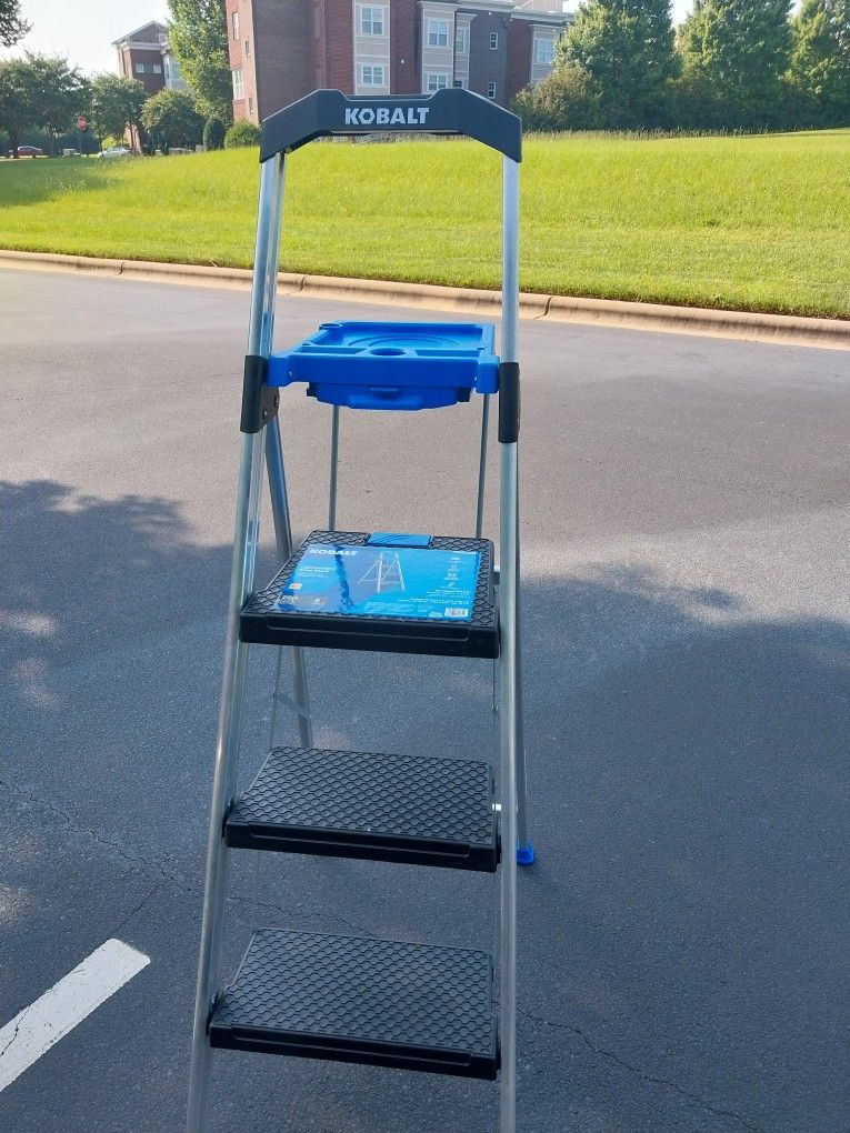 Kobalt 3 Step Ladder