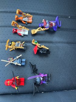 Lego Ninjago lot 8 minifigures