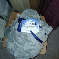 Brand New Halo Soft Blanket