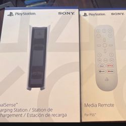 PS5 Media Romote and Dualsense Charging Station 