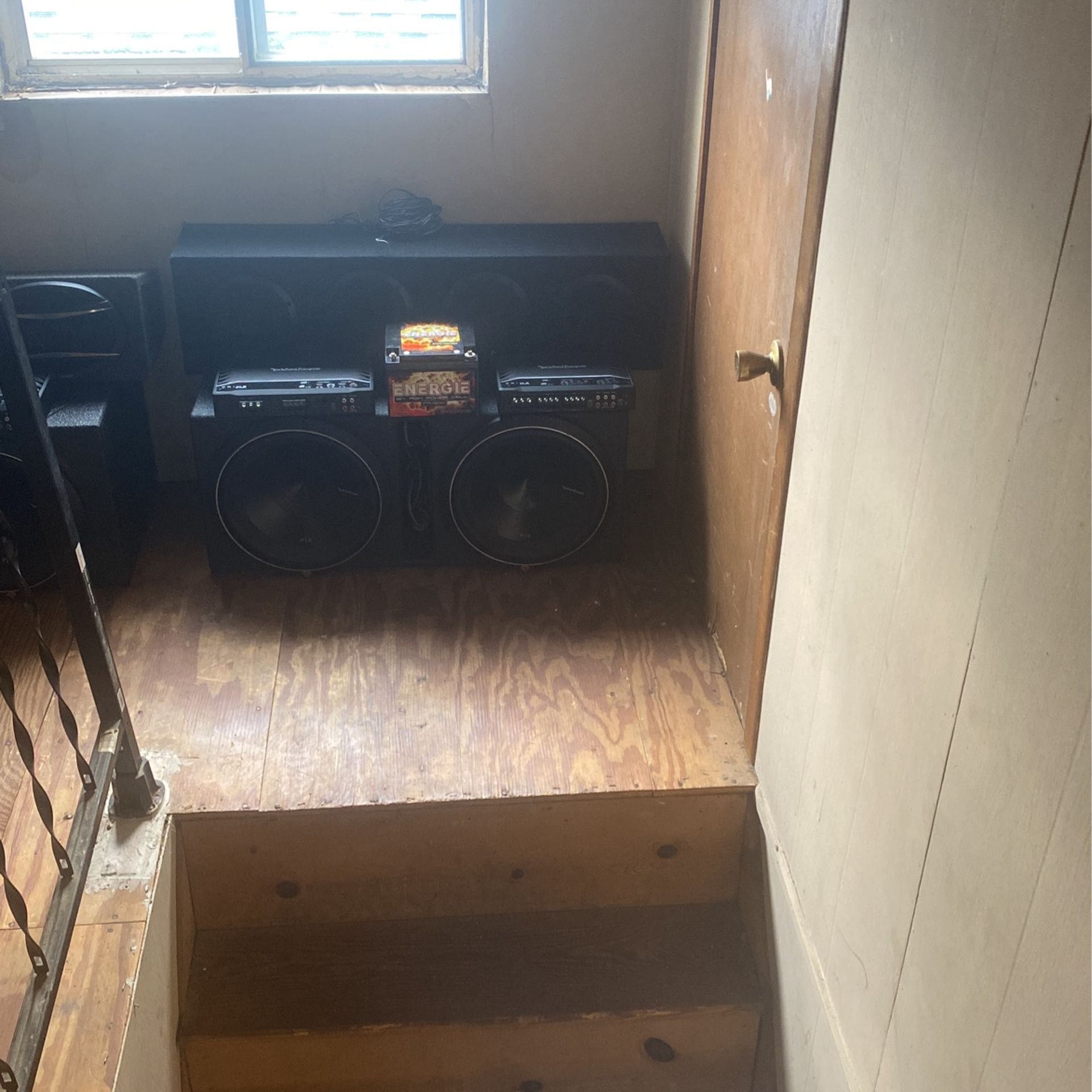 Rockford Fosgate Complete System, P3 12,s 1200 Rockford Sub Amp 4 Rockford 6by5 With 4 Channel Rockford Fosgate Amp And Sound Battery $1000 Firm