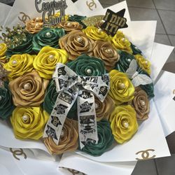 Ramo De Flores Eternas Para Graduación 