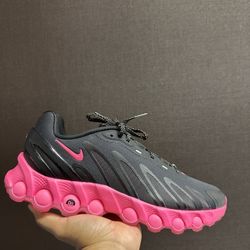 Nike Air Max DN Friends And Family ( Men’s) 