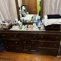 Solid Wood Bedroom Set