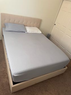 Cama Queen con colchón