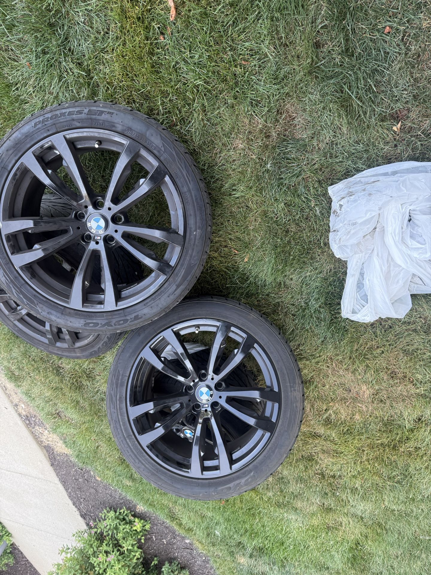 BMW X5 20” OEM Factory Rims & Tires (Set of 4) – Excellent Condition