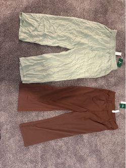 Halara woman’s pants