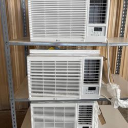 LG 12,000 BTU 230 Volt Window AC with Heat