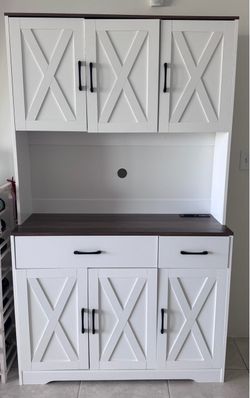 Kitchen Pantry
