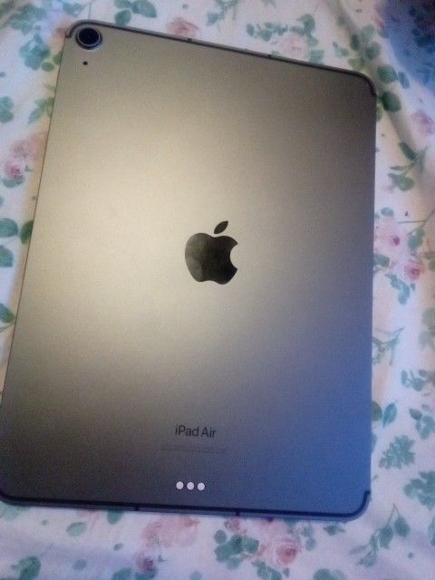 iPad air 5 generation