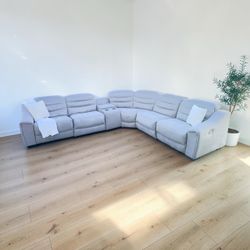 FREE DELIVERY! 🚚 Ashley 6-Piece Power Reclining Sectional